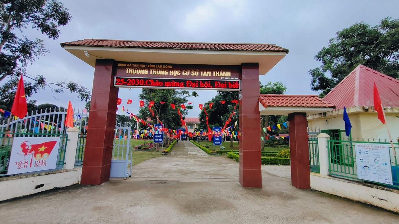 CÁN BỘ QUẢN LÝ QUA CÁC THỜI KỲ